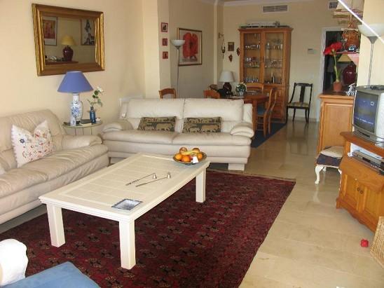 http://estatesinthesun.com/properties/wp-content/uploads/2012/09/89338_CSF3640CDS_IMG_03_0000.jpg