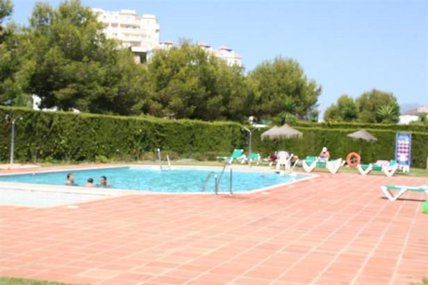 http://estatesinthesun.com/properties/wp-content/uploads/2012/09/89338_CSF3643CDS_IMG_03_0000.jpg