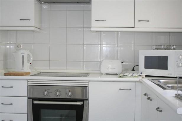 http://estatesinthesun.com/properties/wp-content/uploads/2012/09/89338_CSF3643CDS_IMG_04_0000.jpg