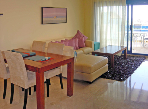 http://estatesinthesun.com/properties/wp-content/uploads/2012/10/2.jpg