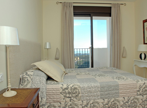 http://estatesinthesun.com/properties/wp-content/uploads/2012/10/52.jpg
