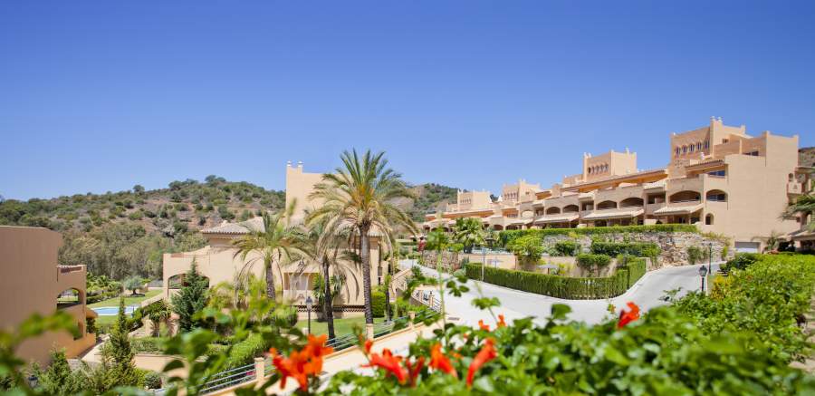 http://estatesinthesun.com/properties/wp-content/uploads/2012/10/785226.jpg