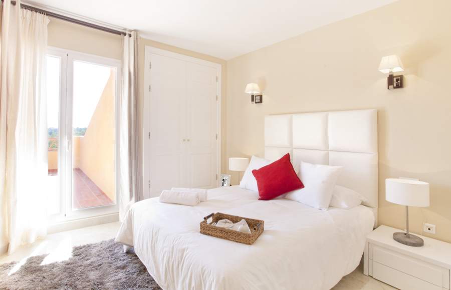 http://estatesinthesun.com/properties/wp-content/uploads/2012/10/785242.jpg