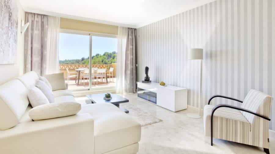 http://estatesinthesun.com/properties/wp-content/uploads/2012/10/785248.jpg