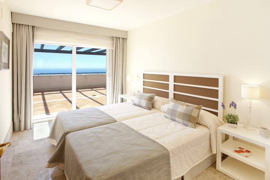 http://estatesinthesun.com/properties/wp-content/uploads/2012/10/785327.jpg