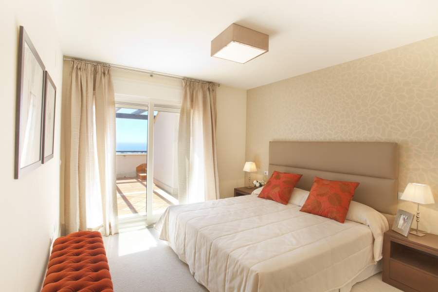 http://estatesinthesun.com/properties/wp-content/uploads/2012/10/785330.jpg