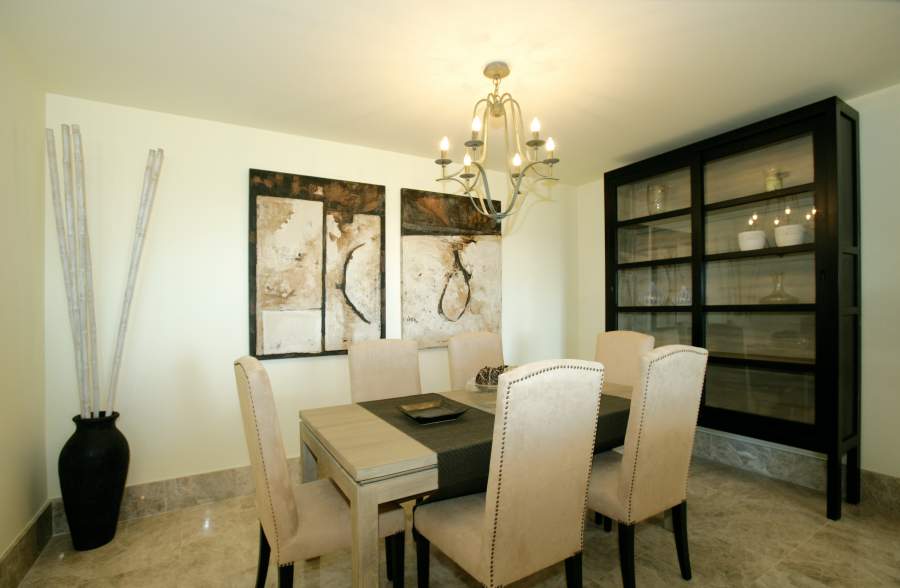 http://estatesinthesun.com/properties/wp-content/uploads/2012/10/785337.jpg