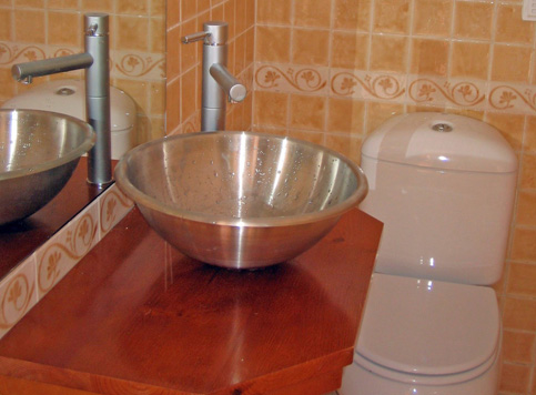 http://estatesinthesun.com/properties/wp-content/uploads/2012/10/82.jpg