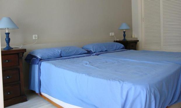 http://estatesinthesun.com/properties/wp-content/uploads/2012/10/89338_CSF3396CDS_IMG_08_0000_max_620x414.jpg