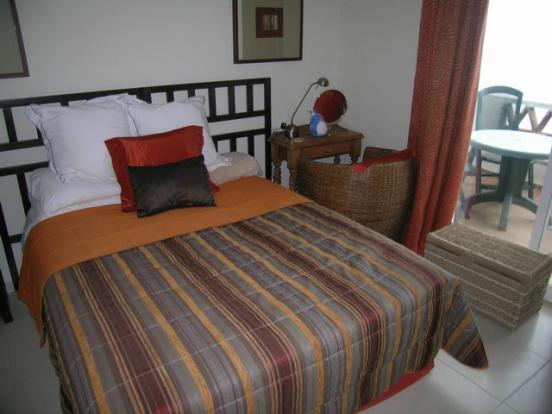 http://estatesinthesun.com/properties/wp-content/uploads/2012/10/89338_CSF3473CDS_IMG_12_0000_max_620x414.jpg