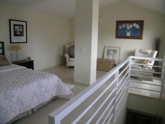 http://estatesinthesun.com/properties/wp-content/uploads/2012/10/89338_CSF3473CDS_IMG_13_0000_max_620x414.jpg