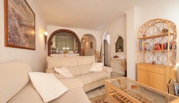 http://estatesinthesun.com/properties/wp-content/uploads/2012/10/89338_CSF3474CDS_IMG_04_0000_max_620x414.jpg