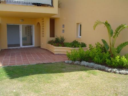 http://estatesinthesun.com/properties/wp-content/uploads/2012/10/89338_CSF3476CDS_IMG_01_0000.jpg