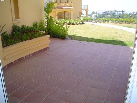 http://estatesinthesun.com/properties/wp-content/uploads/2012/10/89338_CSF3476CDS_IMG_02_0000.jpg