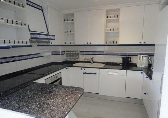 http://estatesinthesun.com/properties/wp-content/uploads/2012/10/89338_CSF3690CDS_IMG_03_0000.jpg