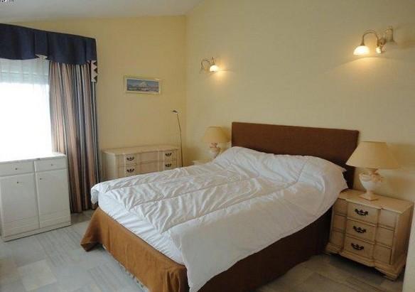 http://estatesinthesun.com/properties/wp-content/uploads/2012/10/89338_CSF3690CDS_IMG_06_0000.jpg