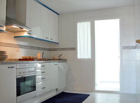 http://estatesinthesun.com/properties/wp-content/uploads/2012/10/9.jpg