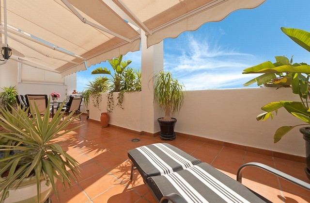 http://estatesinthesun.com/properties/wp-content/uploads/2012/11/ShowMedia-123.jpg