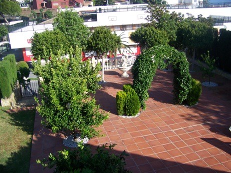 http://estatesinthesun.com/properties/wp-content/uploads/2012/11/ShowMedia-195.jpg