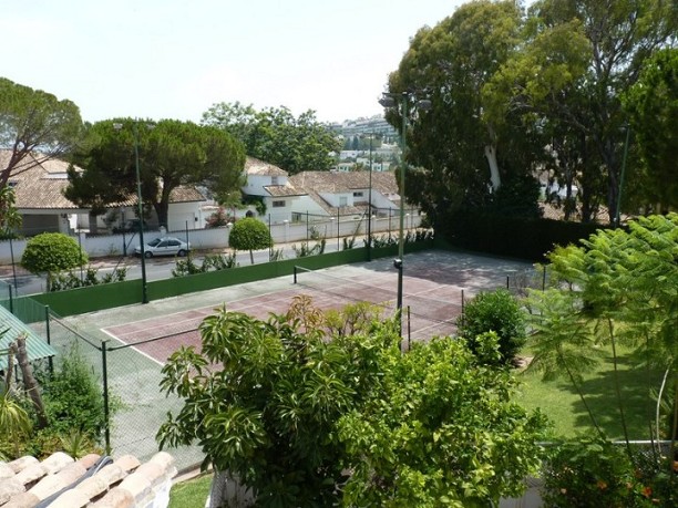 http://estatesinthesun.com/properties/wp-content/uploads/2012/11/ShowMedia-331.jpg