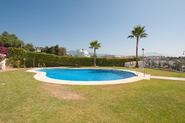 http://estatesinthesun.com/properties/wp-content/uploads/2012/11/ShowMedia5.jpg