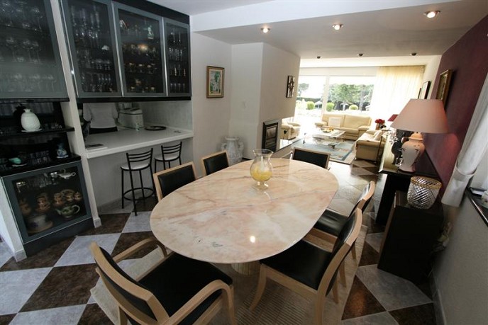 http://estatesinthesun.com/properties/wp-content/uploads/2012/12/ShowMedia-101.jpg