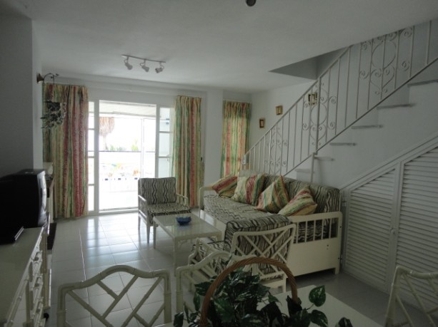 http://estatesinthesun.com/properties/wp-content/uploads/2012/12/ShowMedia-16.jpg