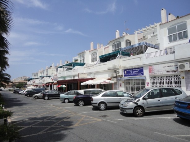 http://estatesinthesun.com/properties/wp-content/uploads/2012/12/ShowMedia-17.jpg