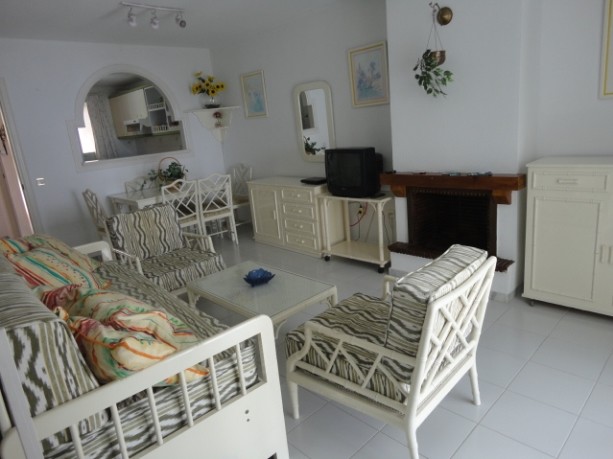 http://estatesinthesun.com/properties/wp-content/uploads/2012/12/ShowMedia-23.jpg