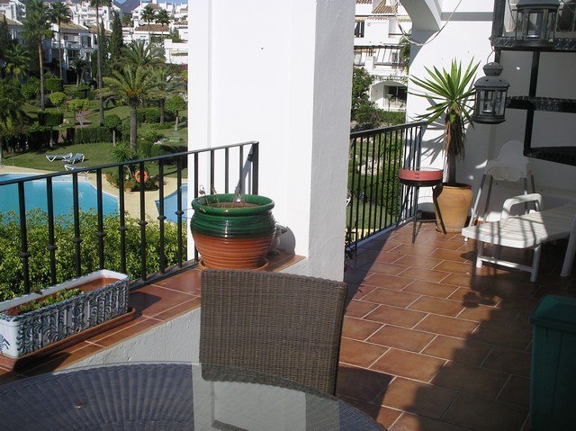 http://estatesinthesun.com/properties/wp-content/uploads/2012/12/ShowMedia-3.jpg