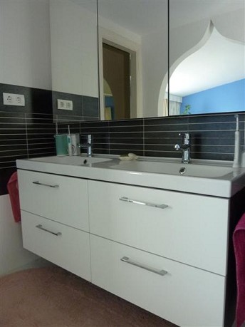 http://estatesinthesun.com/properties/wp-content/uploads/2012/12/ShowMedia-31.jpg