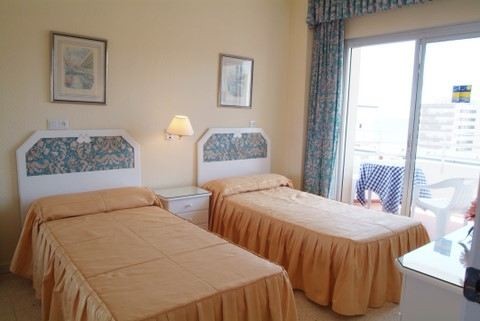 http://estatesinthesun.com/properties/wp-content/uploads/2012/12/ShowMedia-45.jpg