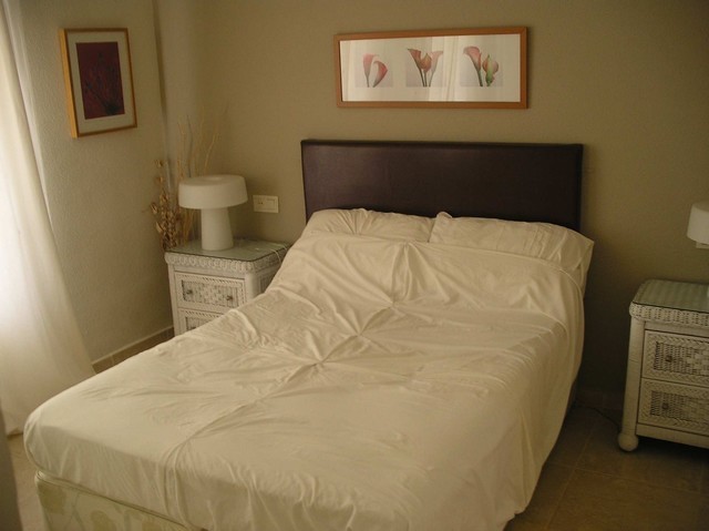 http://estatesinthesun.com/properties/wp-content/uploads/2012/12/ShowMedia-6.jpg