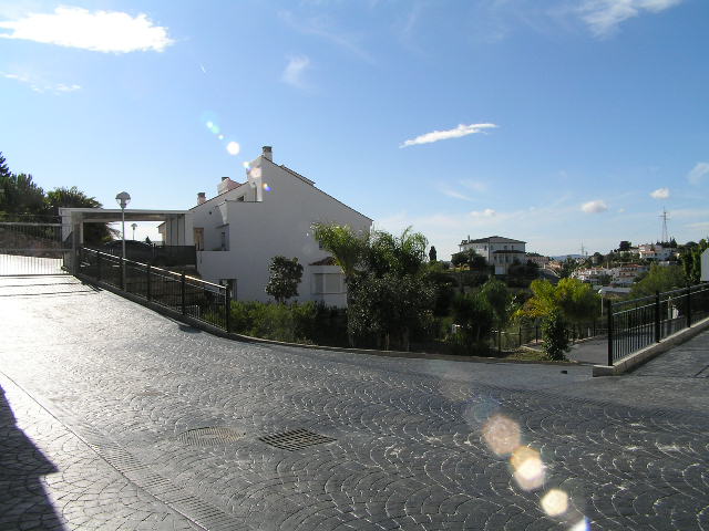 http://estatesinthesun.com/properties/wp-content/uploads/2013/01/20.jpg