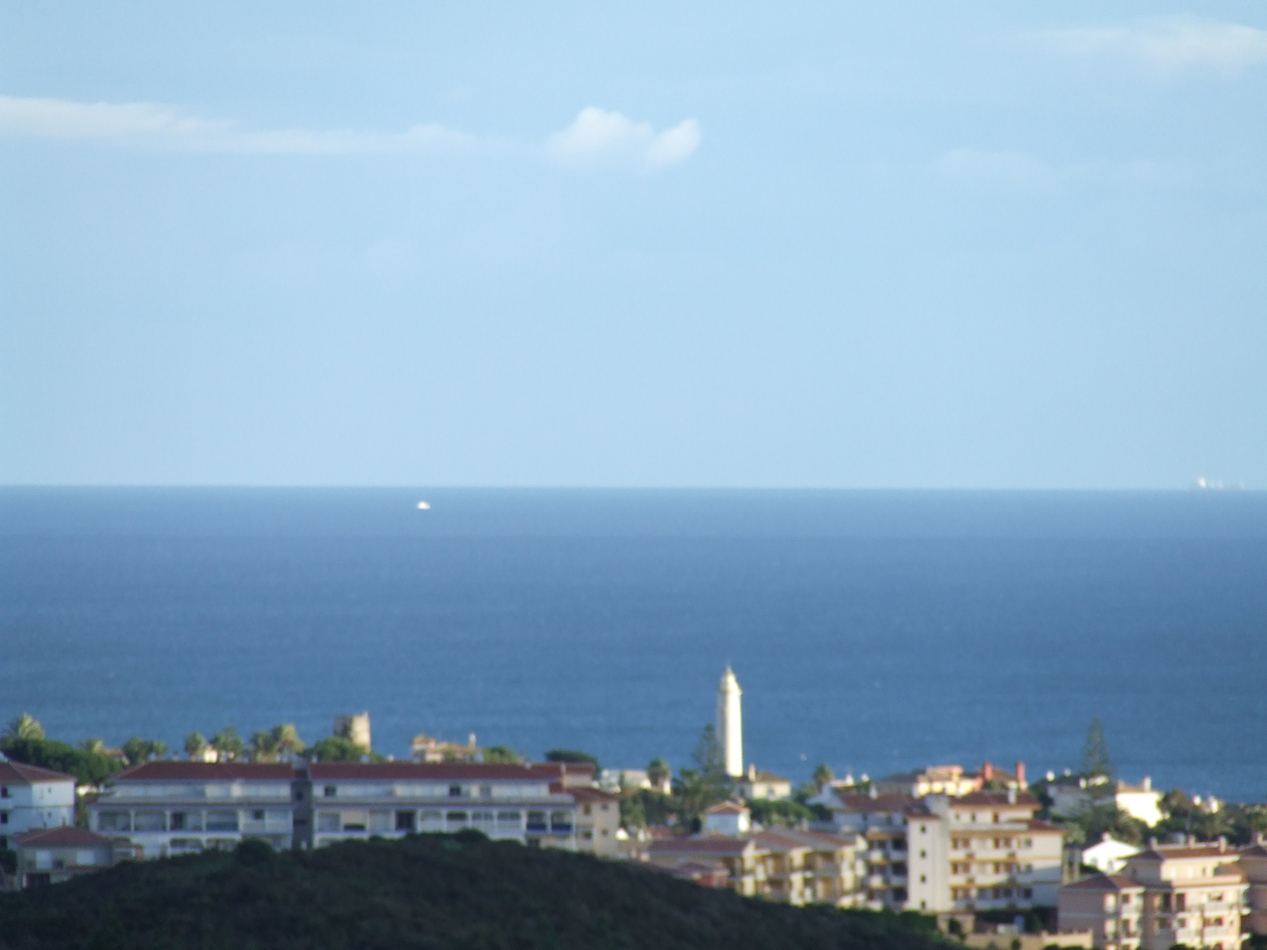 http://estatesinthesun.com/properties/wp-content/uploads/2014/07/VISTAS-AL-FARO.desde-el-jardin-privado..jpg