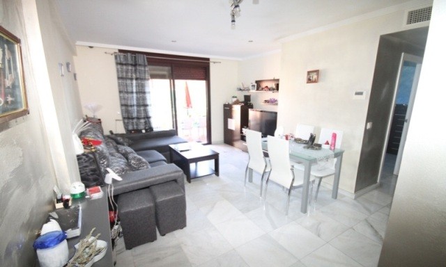 http://estatesinthesun.com/properties/wp-content/uploads/2014/07/img_155276_1494995.jpg