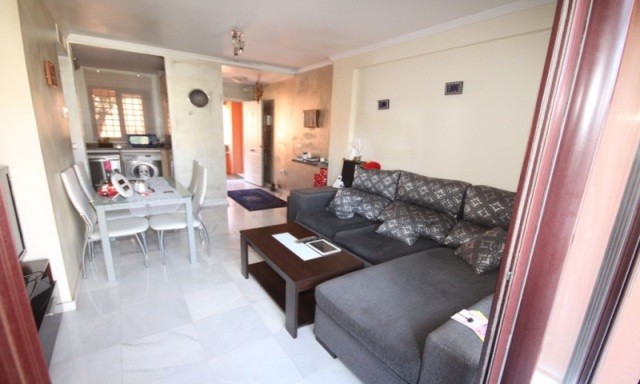http://estatesinthesun.com/properties/wp-content/uploads/2014/07/img_155276_14949961.jpg