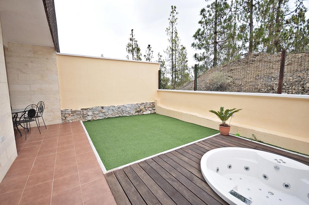 http://estatesinthesun.com/properties/wp-content/uploads/2015/08/jardin.jpg
