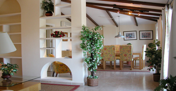http://estatesinthesun.com/properties/wp-content/uploads/CSF1039CDS_photo6.jpg
