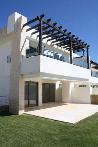 http://estatesinthesun.com/properties/wp-content/uploads/CSF3277CDS_photo4.jpg