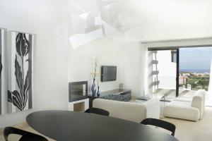 http://estatesinthesun.com/properties/wp-content/uploads/CSF3277CDS_photo8.jpg