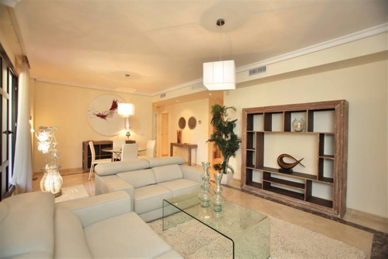 http://estatesinthesun.com/properties/wp-content/uploads/CSF3503CDS_photo4.jpg